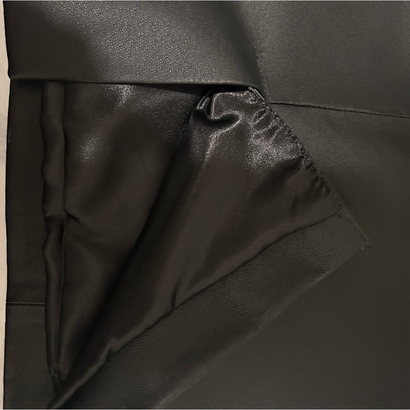 **ASOS** NWT Stunning Lined Genuine Leather Skirt - Picture 3 of 4